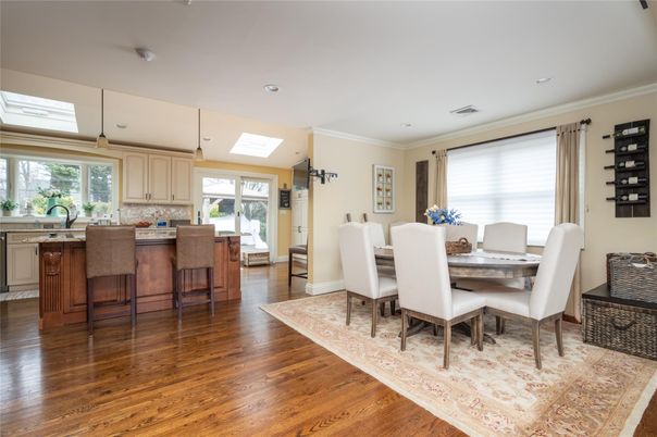 Dining room, Interior, Kitchen, Recessed Lighting, Wood Texture Flooring