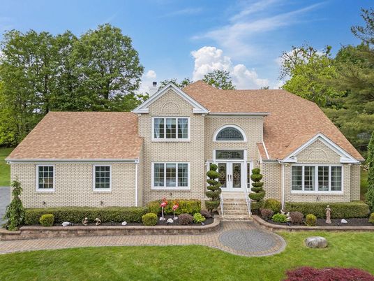 Exterior, Facade, Brick Facade, Brick Traditional