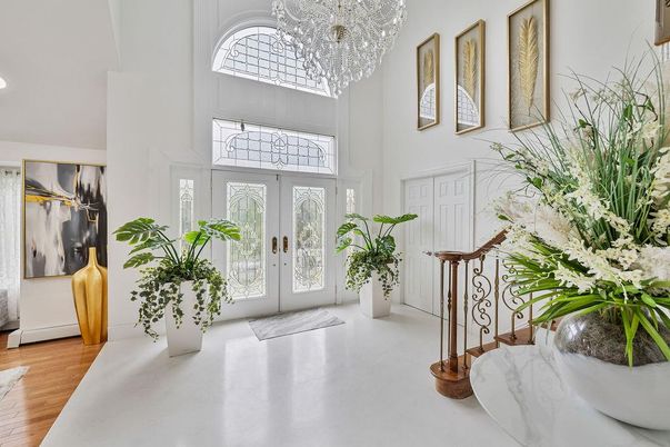 Chandelier, Interior, Recessed Lighting, Wood Texture Flooring