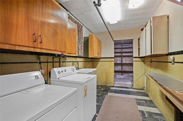 Interior, Washer