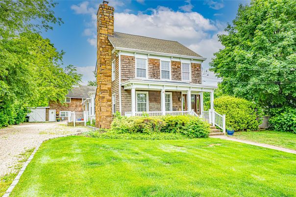 Backyard, Exterior, Facade, Georgian