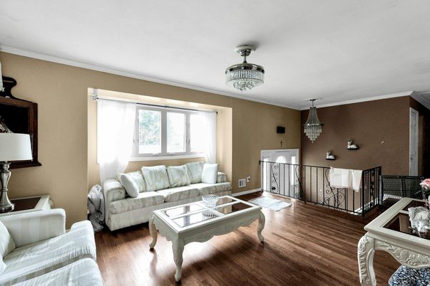 Chandelier, Interior, Living room, Wood Texture Flooring