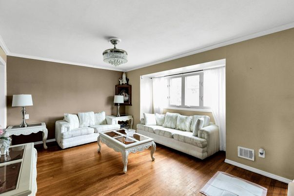 Chandelier, Interior, Living room, Wood Texture Flooring