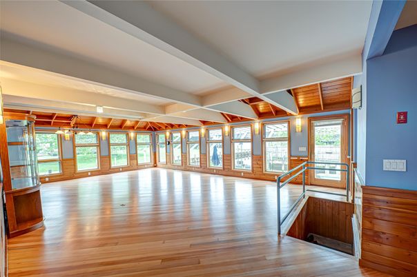 Empty room, Interior, Wooden Beams, Wooden Ceilings, Wood Texture Flooring