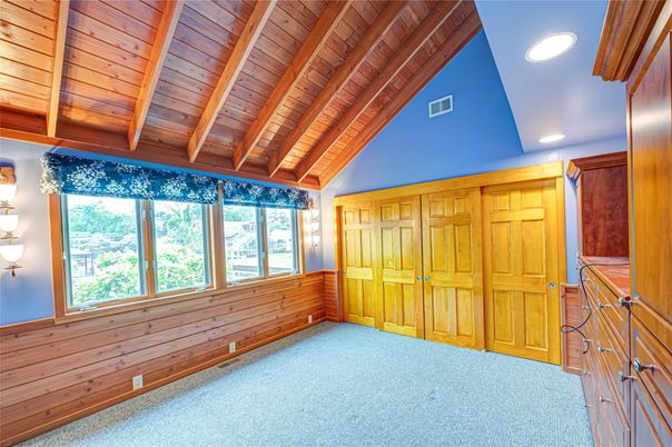 Empty room, Interior, Recessed Lighting, Wooden Beams, Wooden Ceilings, Wooden Walls