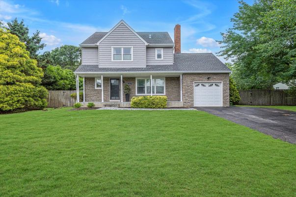 Attached, Exterior, Facade, Brick Facade, Cape Cod