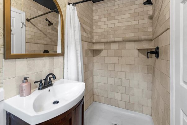Bathroom, Interior, Stone Walls