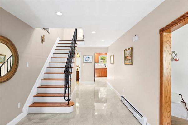 Interior, Marble, Recessed Lighting