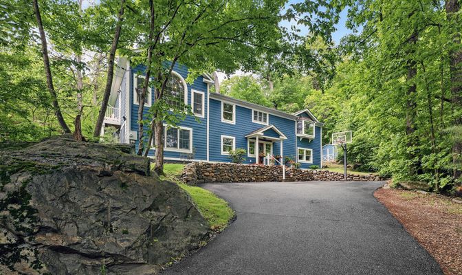 Backyard, Exterior, Facade, Georgian