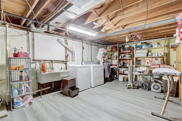 Interior, Washer, Wooden Beams, Wooden Ceilings, Wood Texture Flooring