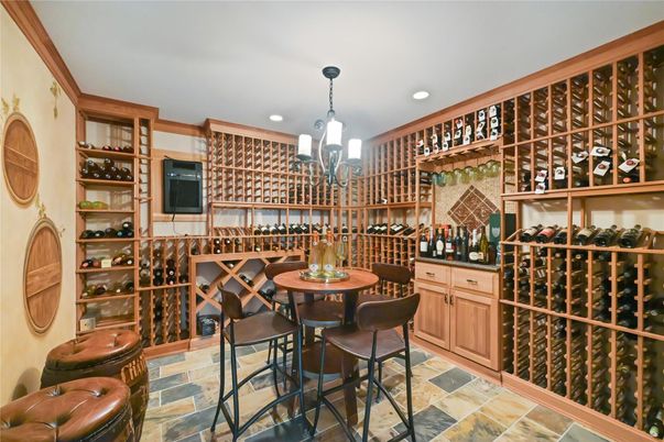 Interior, Pendant Lights, Recessed Lighting, Wine Storage