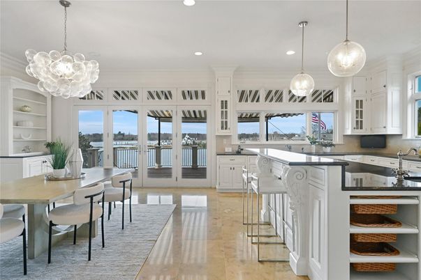 Chandelier, Dining room, Interior, Kitchen, Pendant Lights, Recessed Lighting, Water
