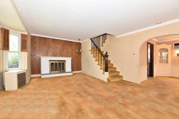 Empty room, Fireplace, Interior, Pendant Lights, Wooden Walls