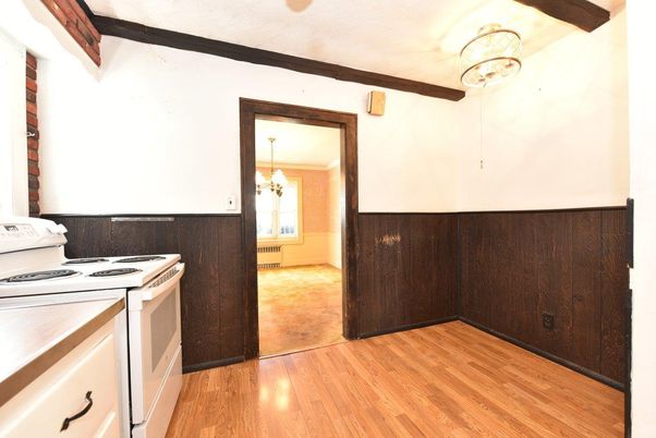 Chandelier, Interior, Kitchen, Wood Texture Flooring