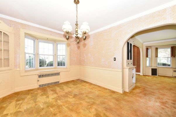 Chandelier, Empty room, Interior