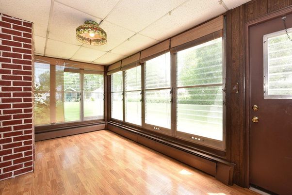 Interior, Sun Room, Wood Texture Flooring