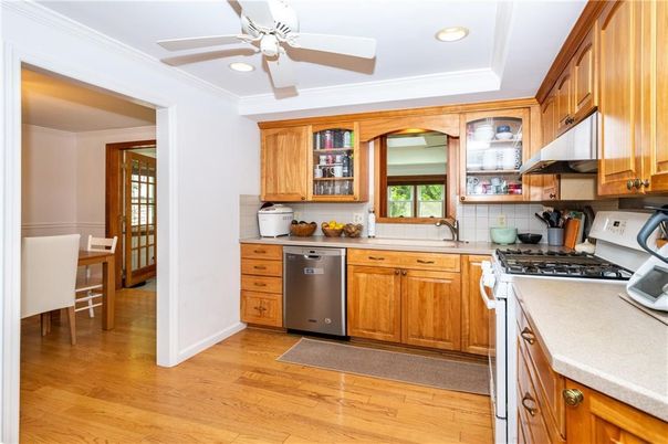 Interior, Kitchen, Recessed Lighting, Wood Texture Flooring
