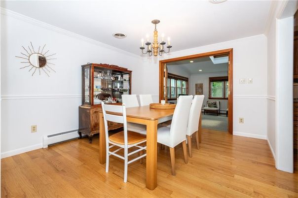 Chandelier, Dining room, Interior, Recessed Lighting, Wood Texture Flooring
