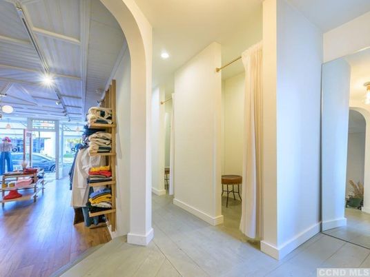 Interior, Recessed Lighting, Walk-in Closets, Wood Texture Flooring