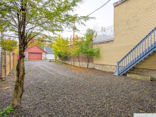 Backyard, Detached Garage, Exterior