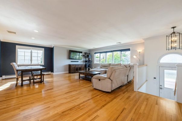 Dining room, Interior, Living room, Recessed Lighting, Wood Texture Flooring