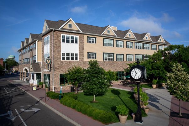 Exterior, Facade, Brick Facade, Georgian