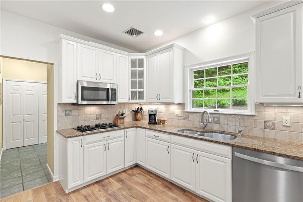 Interior, Kitchen, Recessed Lighting, Wood Texture Flooring