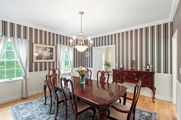 Chandelier, Dining room, Interior, Pendant Lights, Wood Texture Flooring