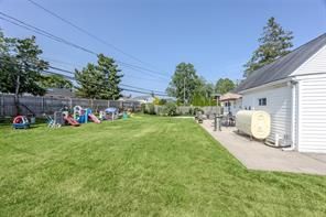 Backyard, Exterior, Playground