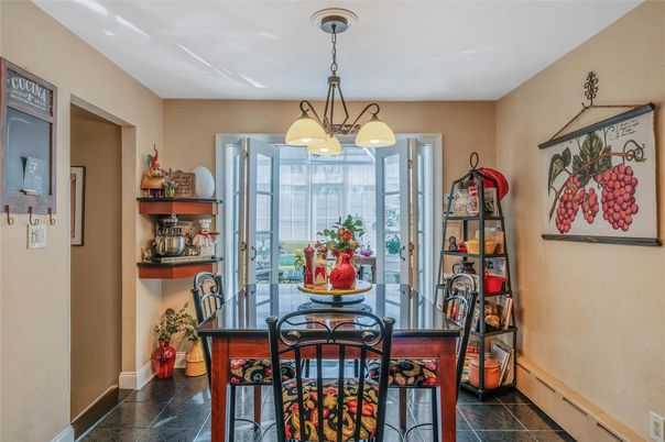Dining room, Interior, Pendant Lights