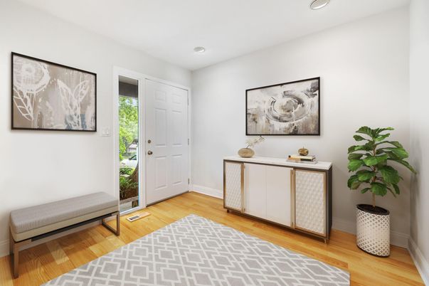 Interior, Recessed Lighting, Wood Texture Flooring