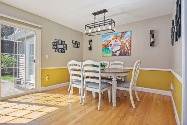 Dining room, Interior, Pendant Lights, Wood Texture Flooring