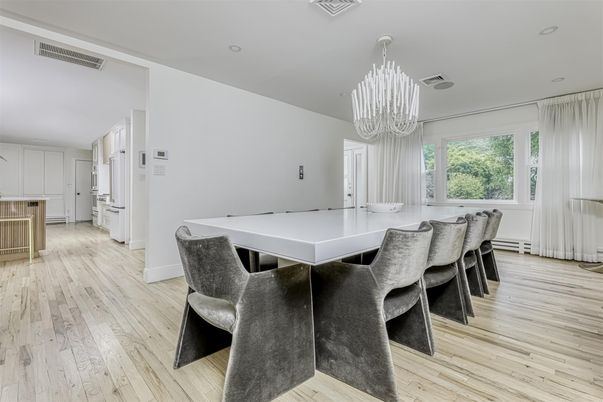 Chandelier, Dining room, Interior, Recessed Lighting, Wood Texture Flooring