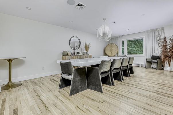 Chandelier, Dining room, Interior, Recessed Lighting, Wood Texture Flooring