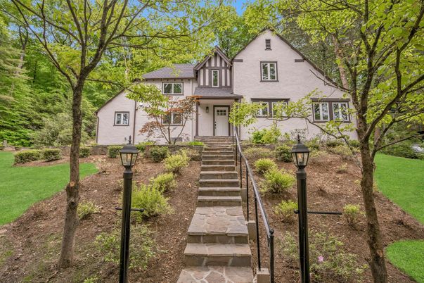 Exterior, Facade, Tudor Revival