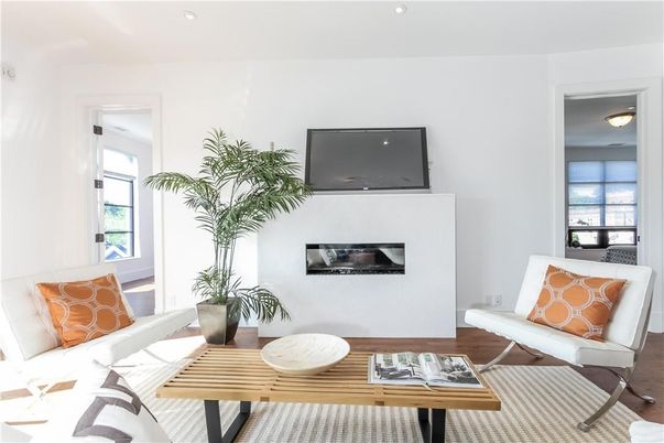 Fireplace, Interior, Living room, Recessed Lighting