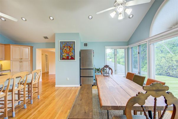 Dining room, Interior, Kitchen, Recessed Lighting, Wood Texture Flooring