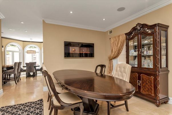 Dining room, Interior, Recessed Lighting