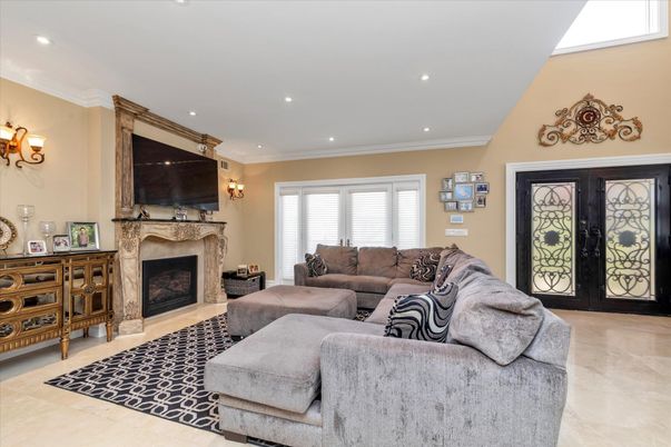 Fireplace, Interior, Living room, Recessed Lighting