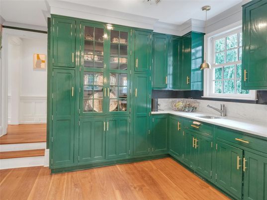 Interior, Kitchen, Pendant Lights, Wood Texture Flooring