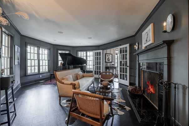 Fireplace, Interior, Living room, Piano, Recessed Lighting, Wood Texture Flooring