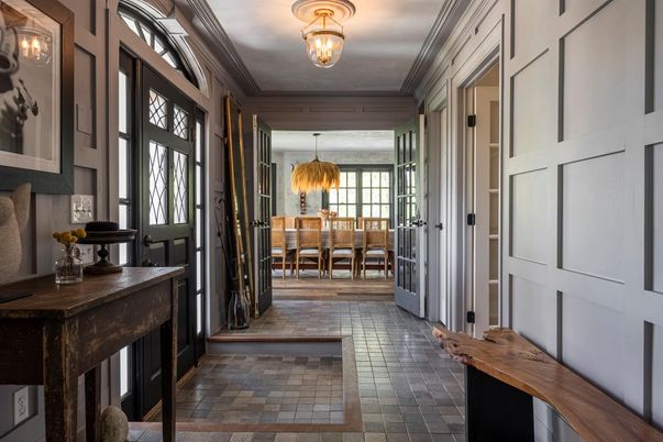 Chandelier, Dining room, Interior