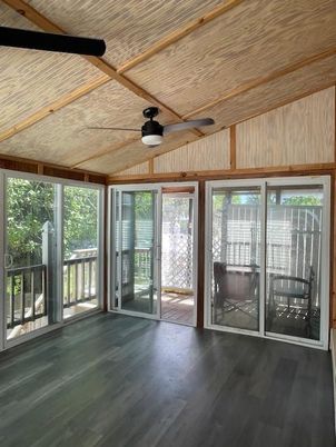Empty room, Interior, Sun Room, Wooden Ceilings, Wood Texture Flooring