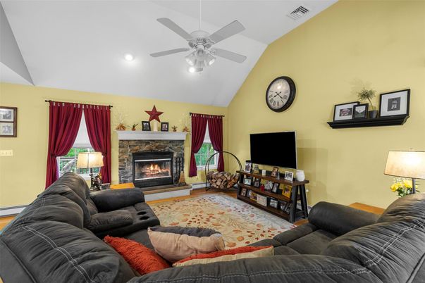Fireplace, Interior, Living room, Recessed Lighting