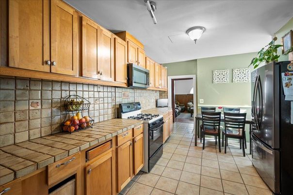 Dining room, Interior, Kitchen, Tile Countertops