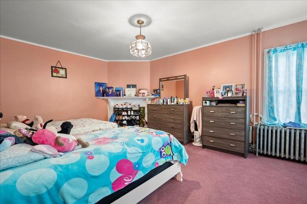 Bedroom, Interior, Pendant Lights