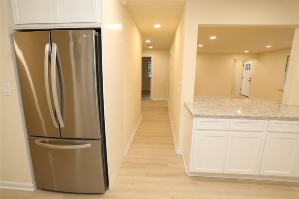 Interior, Kitchen, Recessed Lighting, Wood Texture Flooring