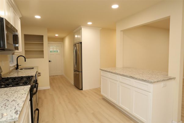 Interior, Kitchen, Recessed Lighting, Wood Texture Flooring