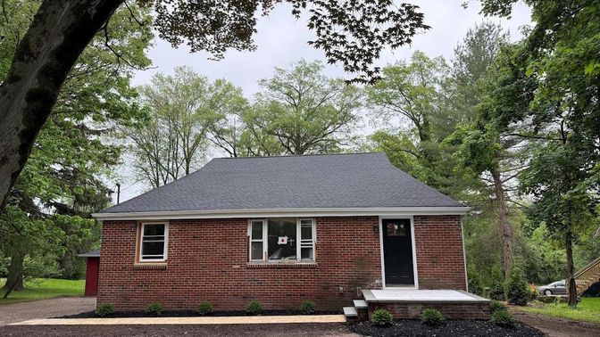 Exterior, Facade, Brick Facade, Cape Cod