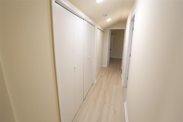Interior, Recessed Lighting